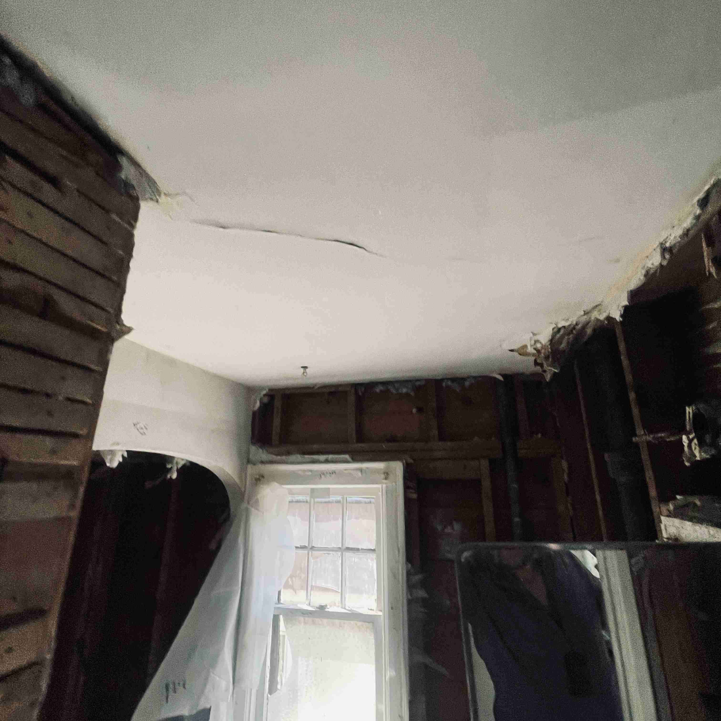 14910 Robson (48).jpg